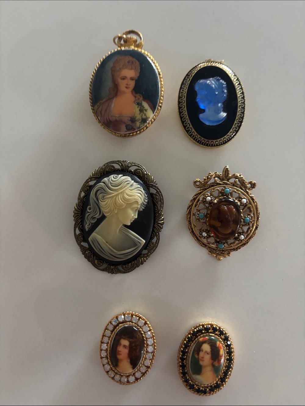 Vintage Cameo’s lot of 6